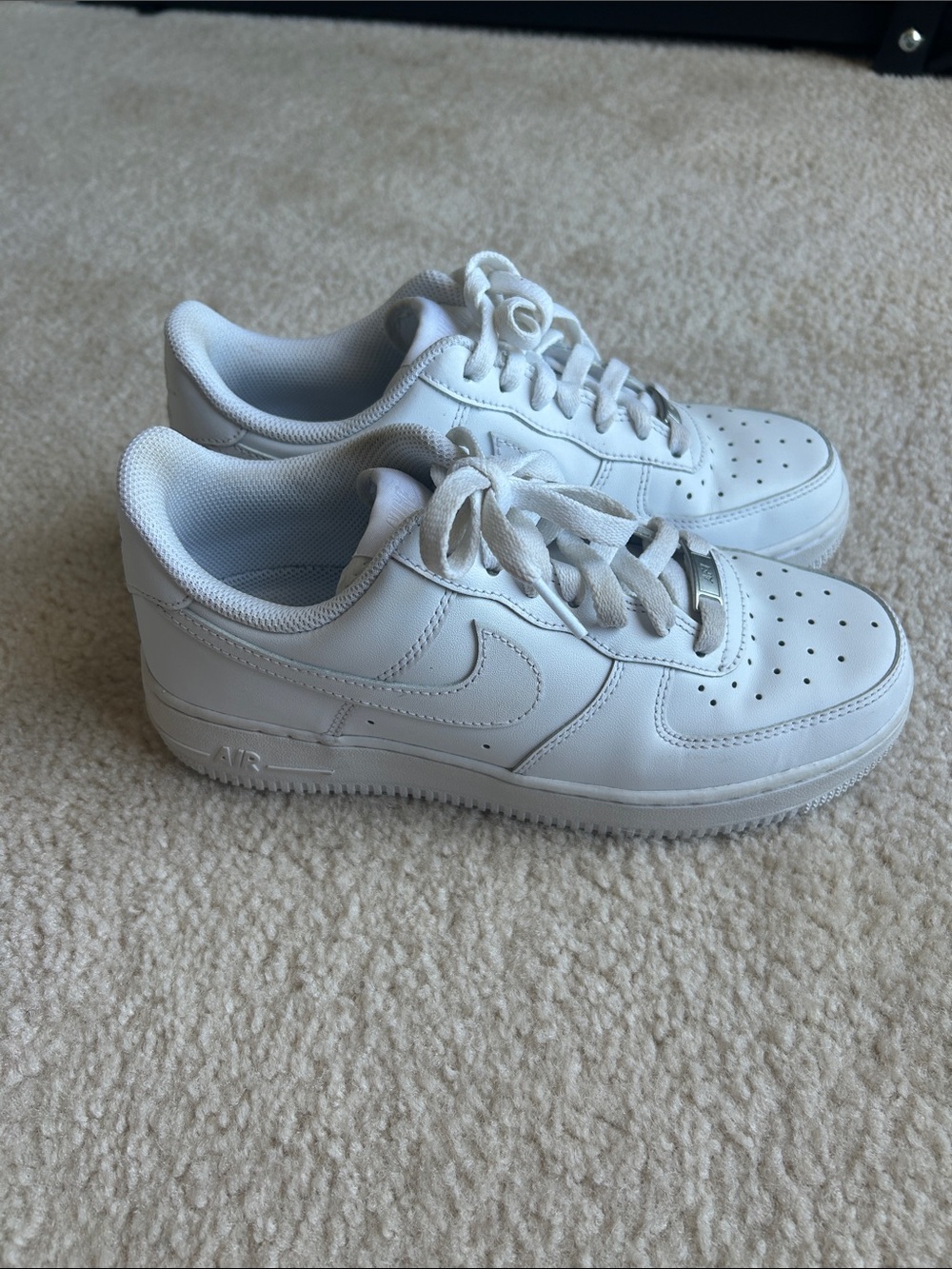 Women’s Nike White Air Force 1’s